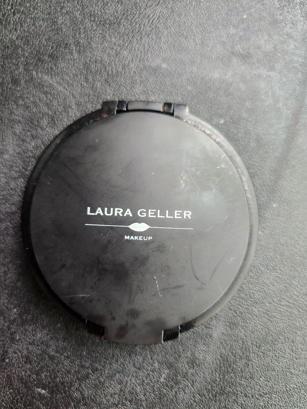 Laura Geller Foundation- Sand